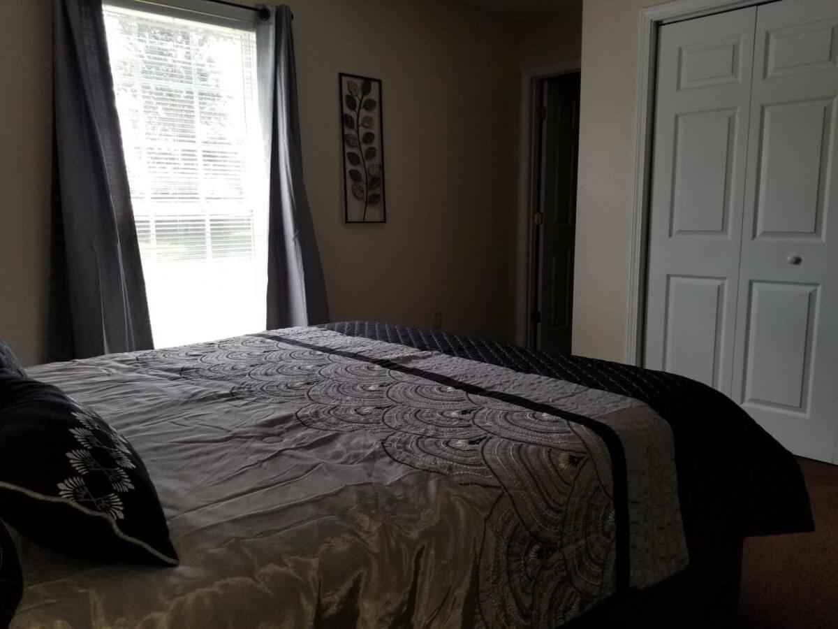 Hébergement de vacances Spacious 3br 2ba, 11 Min To Cummins Falls Park